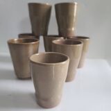 Lot de 8 verres en grès