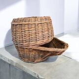 Wicker onion basket