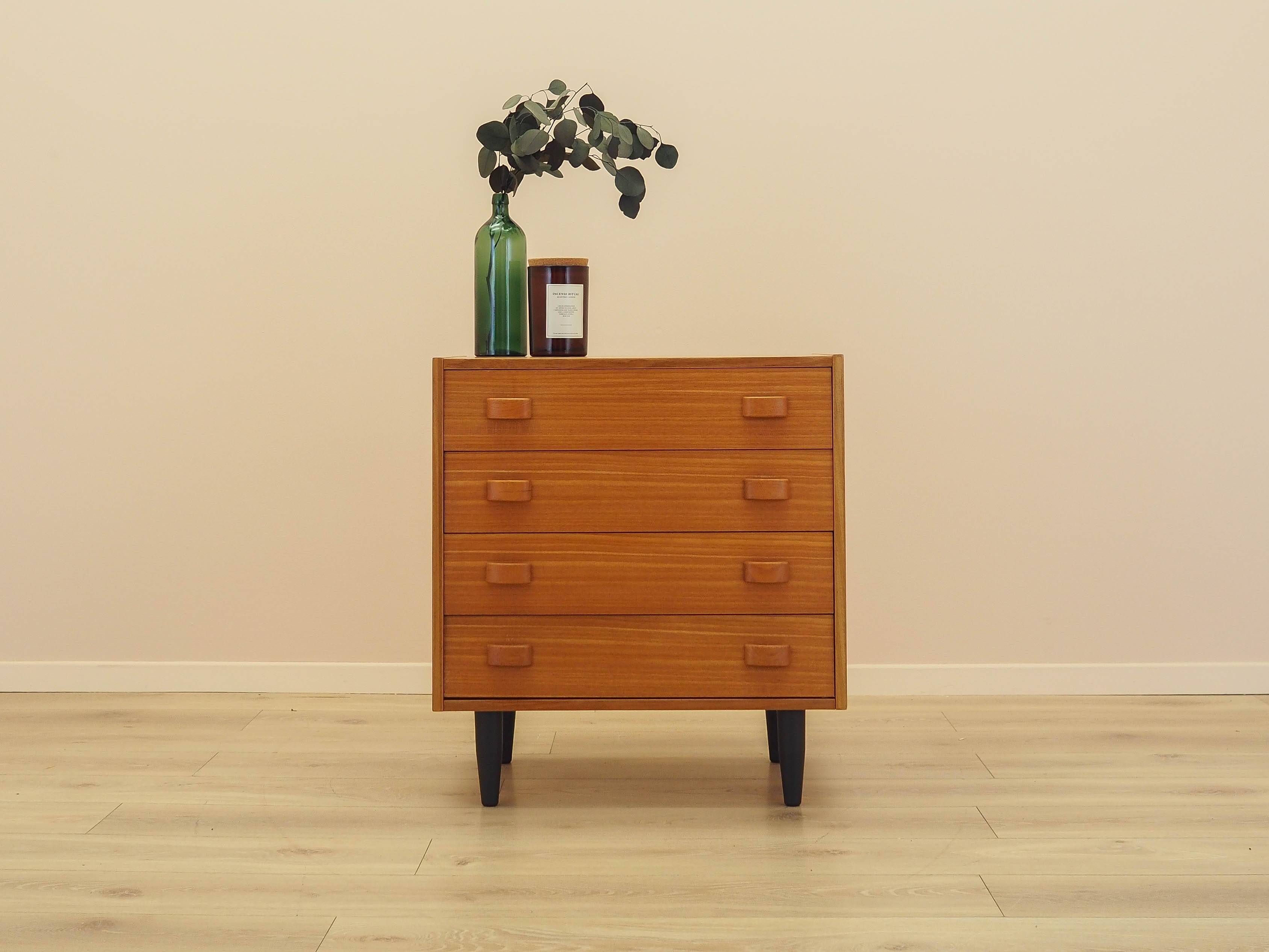 Commode en teck, design danois, années 1960, fabriquée au Danemark