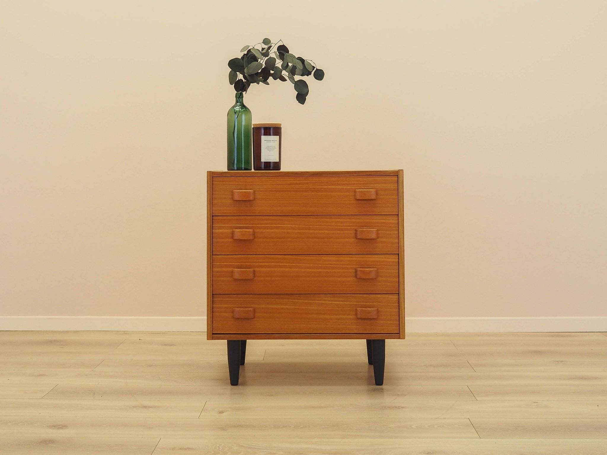 Commode en teck, design danois, années 1960, fabriquée au Danemark