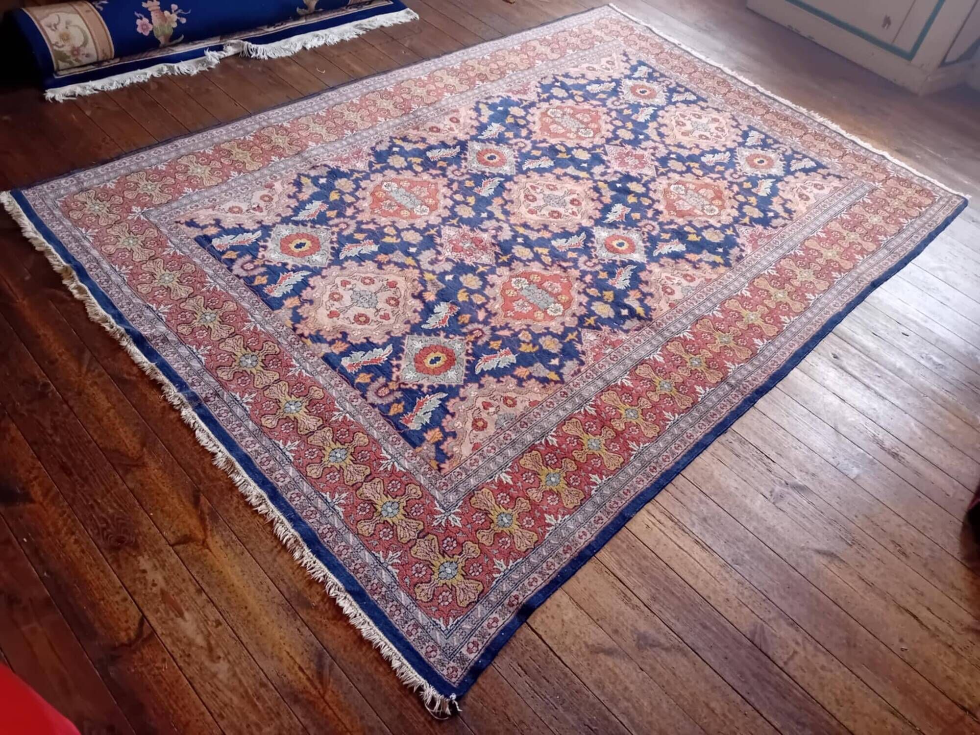 Tapis Pakistanais fait main 277x188cm