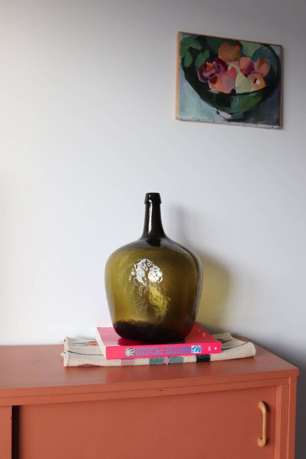 Dame jeanne ancienne en verre martelé