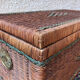 Coffre vintage en osier