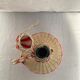 Dame jeanne bonbonne en plastique blanche et rouge dimension : hauteur -25 cm-