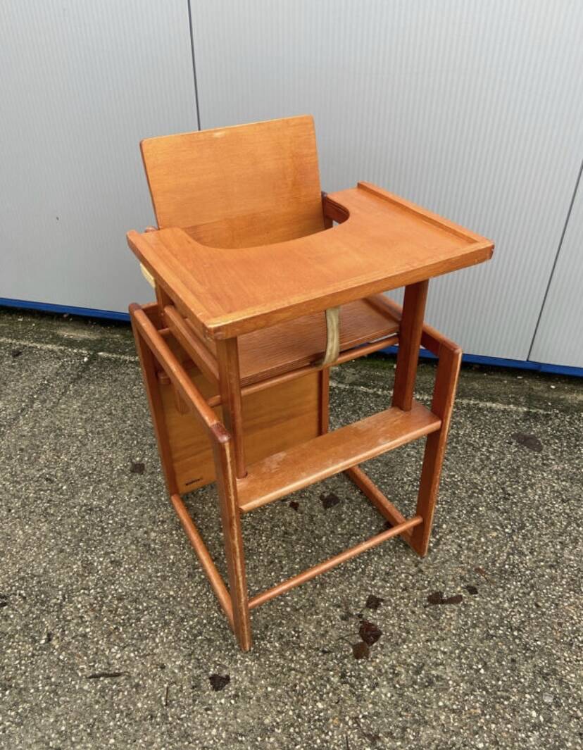 Modular wooden high chair for children