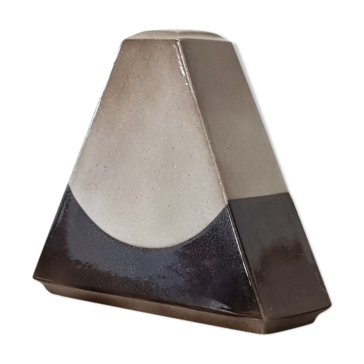 Virebent porcelain vase