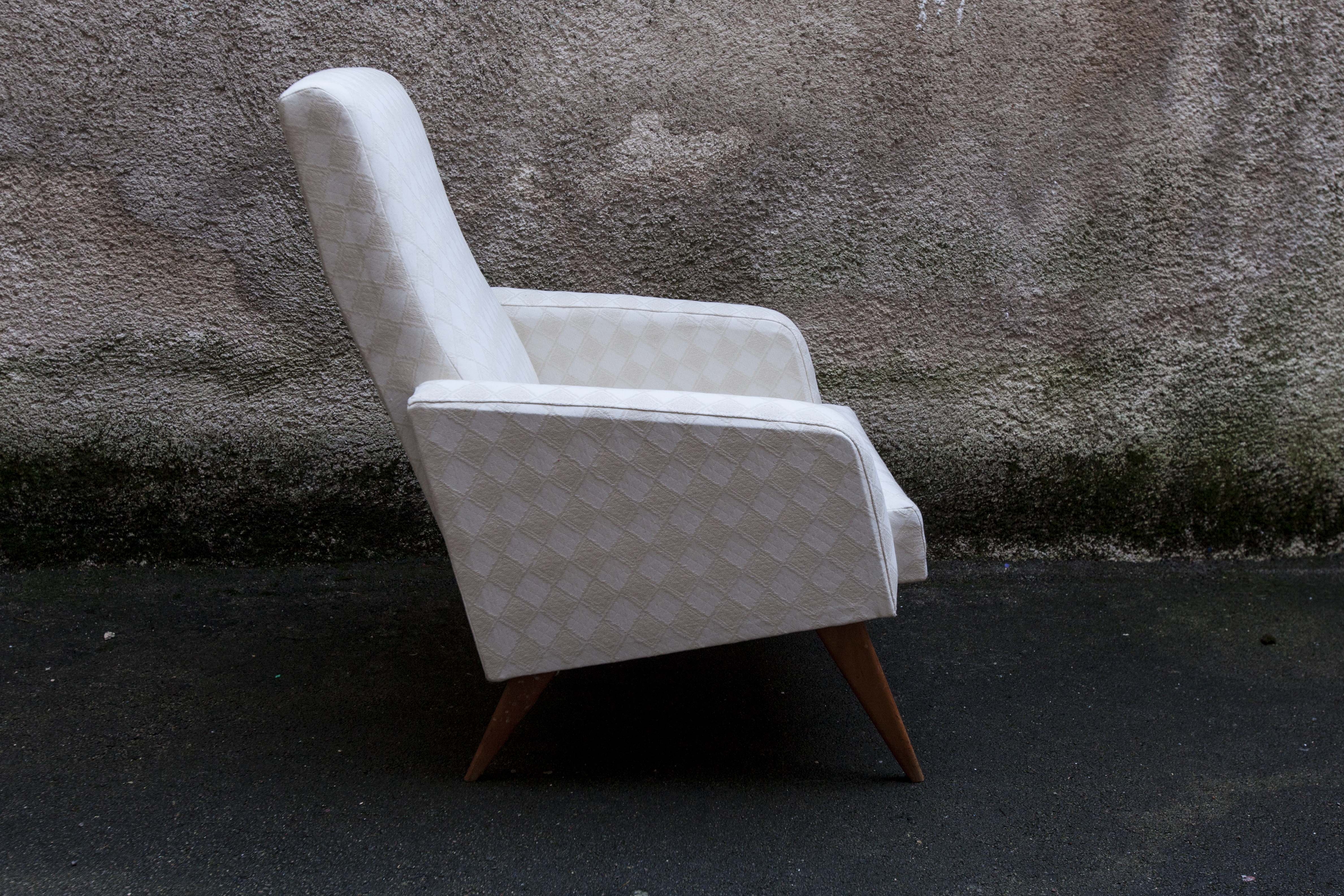 Pair of chairs 60s feet restored compass