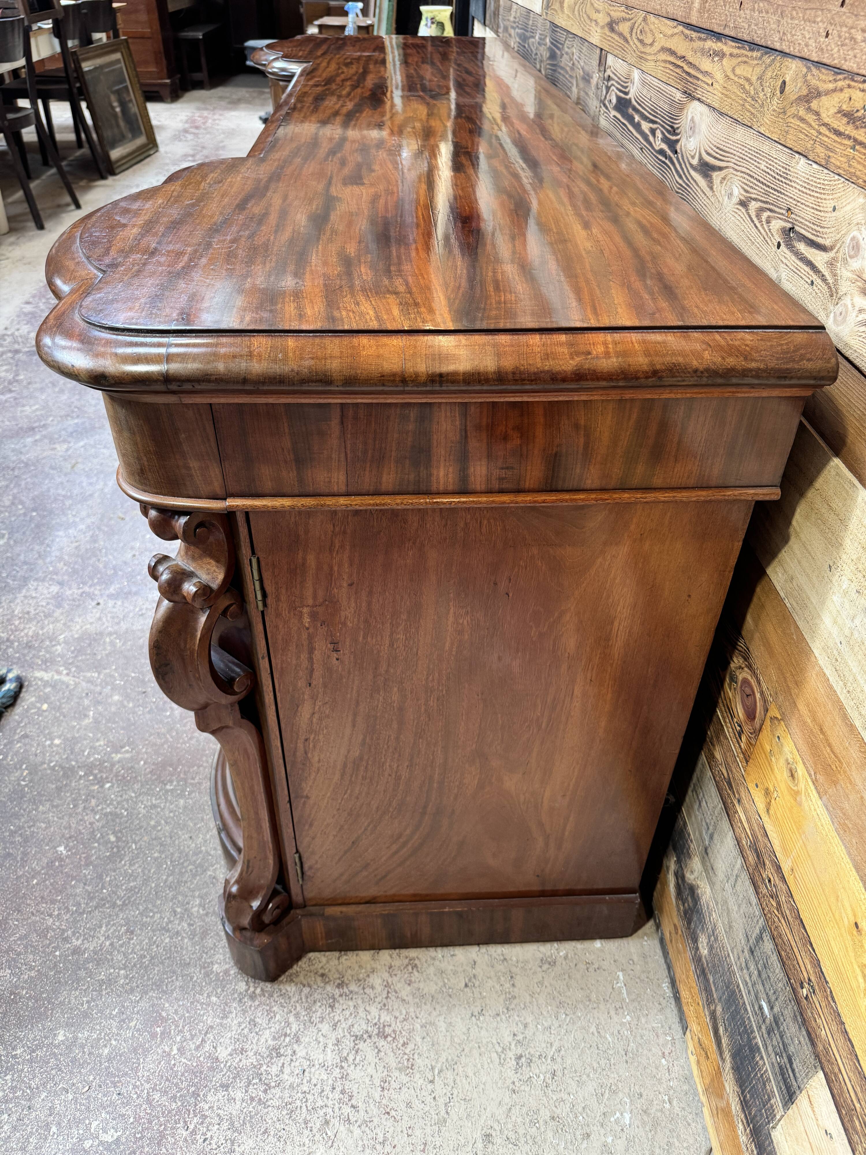 English enfilade in mahogany