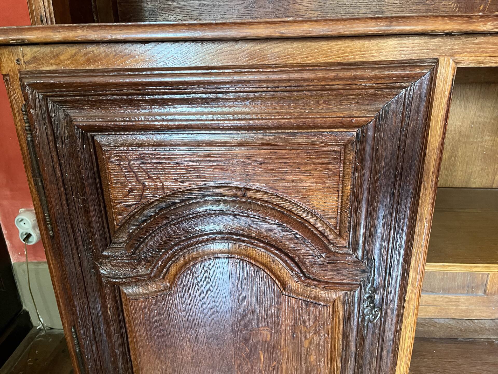 Pair of large oak bookshelves in louis-philippe style
