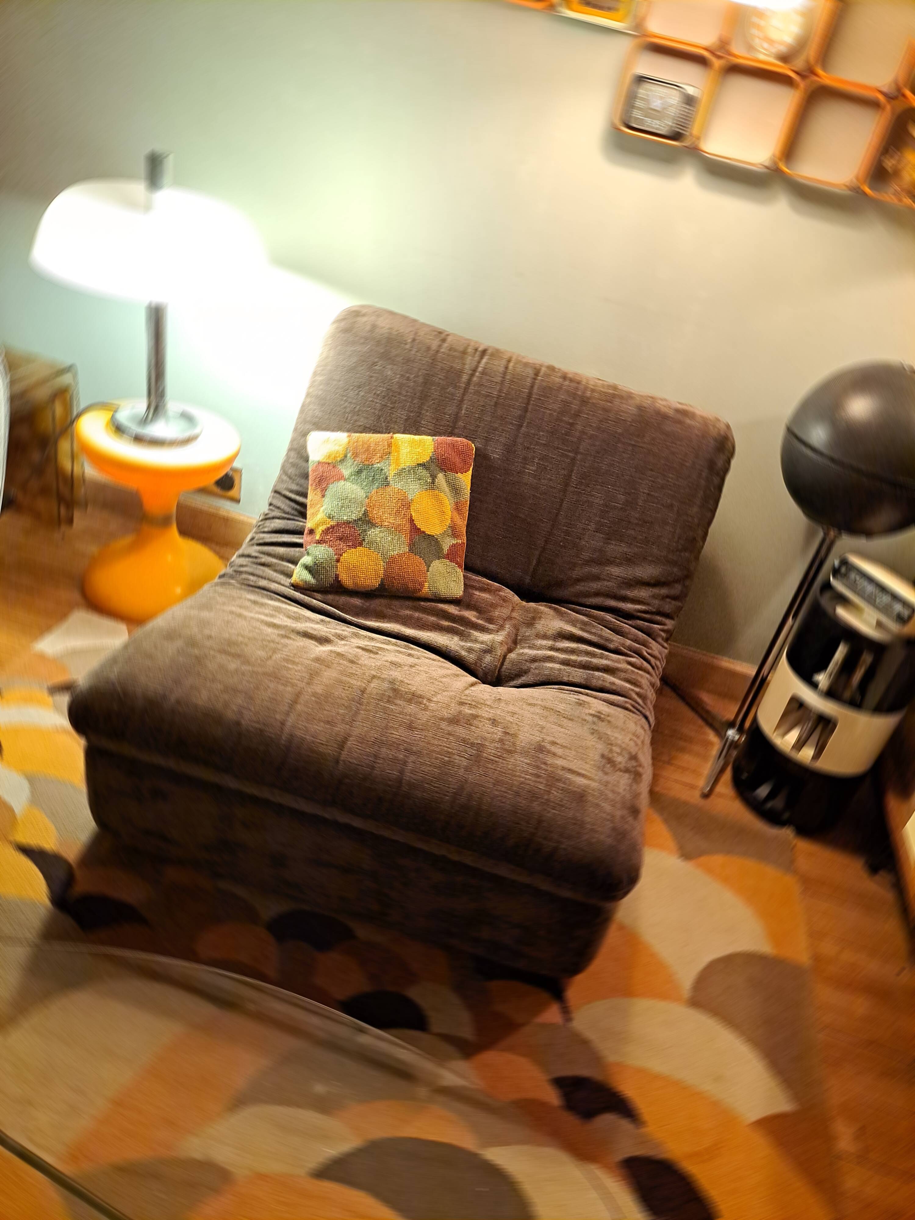 Steiner chair 1970 velvet ribbed brown