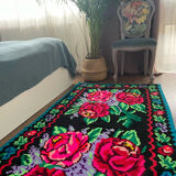 Moldavian carpet with roses made by hand colorful design