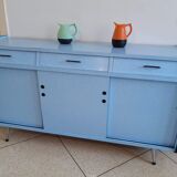 Buffet kitchen low blue formica