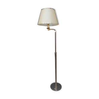 Metal lamppost