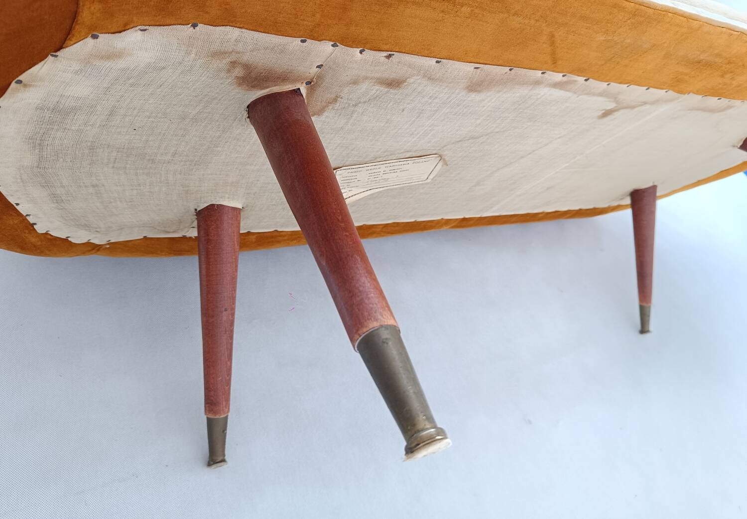 2  Egg Armchairs and sofa by Paged 50s