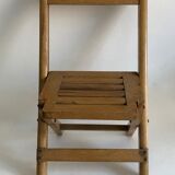 Child chair, folding chair