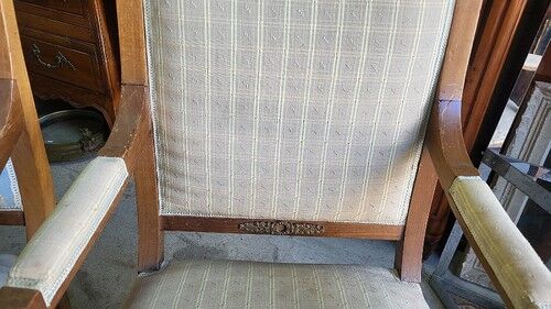 Paire de fauteuils en noyer style Empire retour d'Égypte