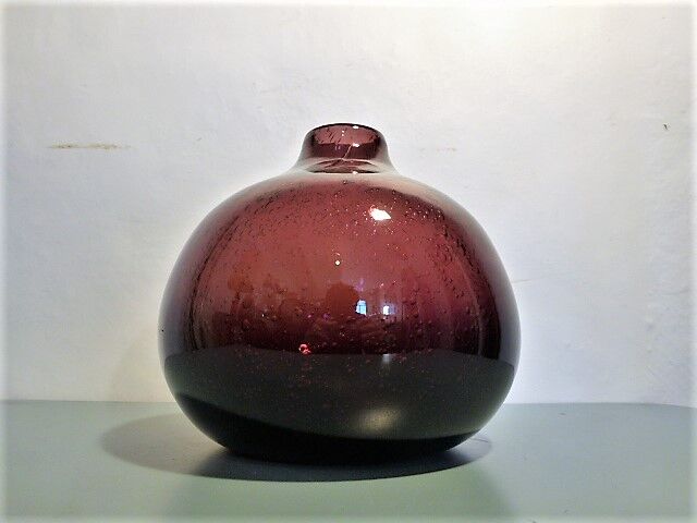 Violet blown bubble vase, 1960