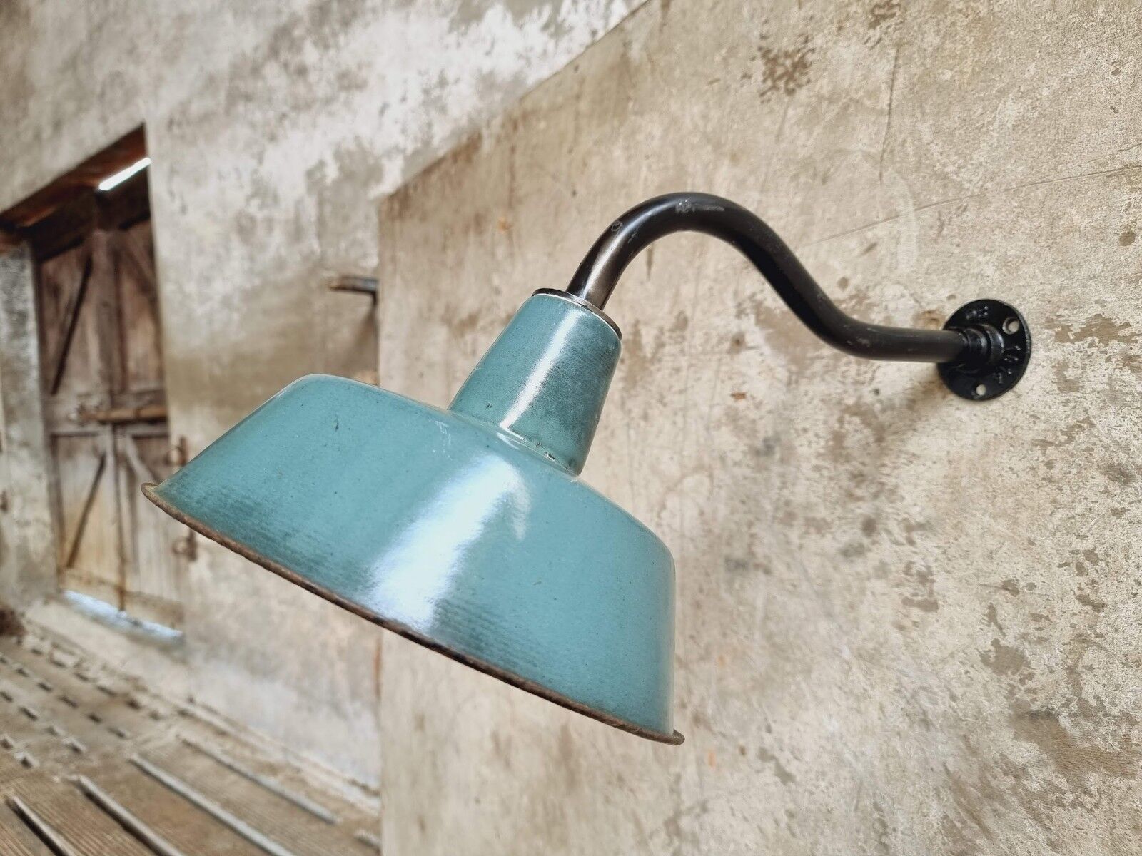 Old garden lamp vintage green wall lamp enamel