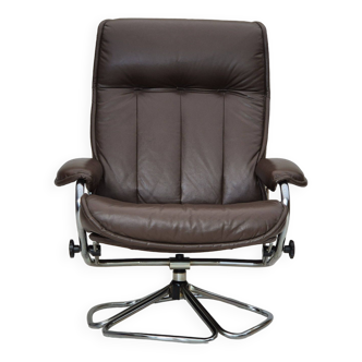 Années 1970, chaise pivotante danoise, état d'origine, cuir, acier chromé.