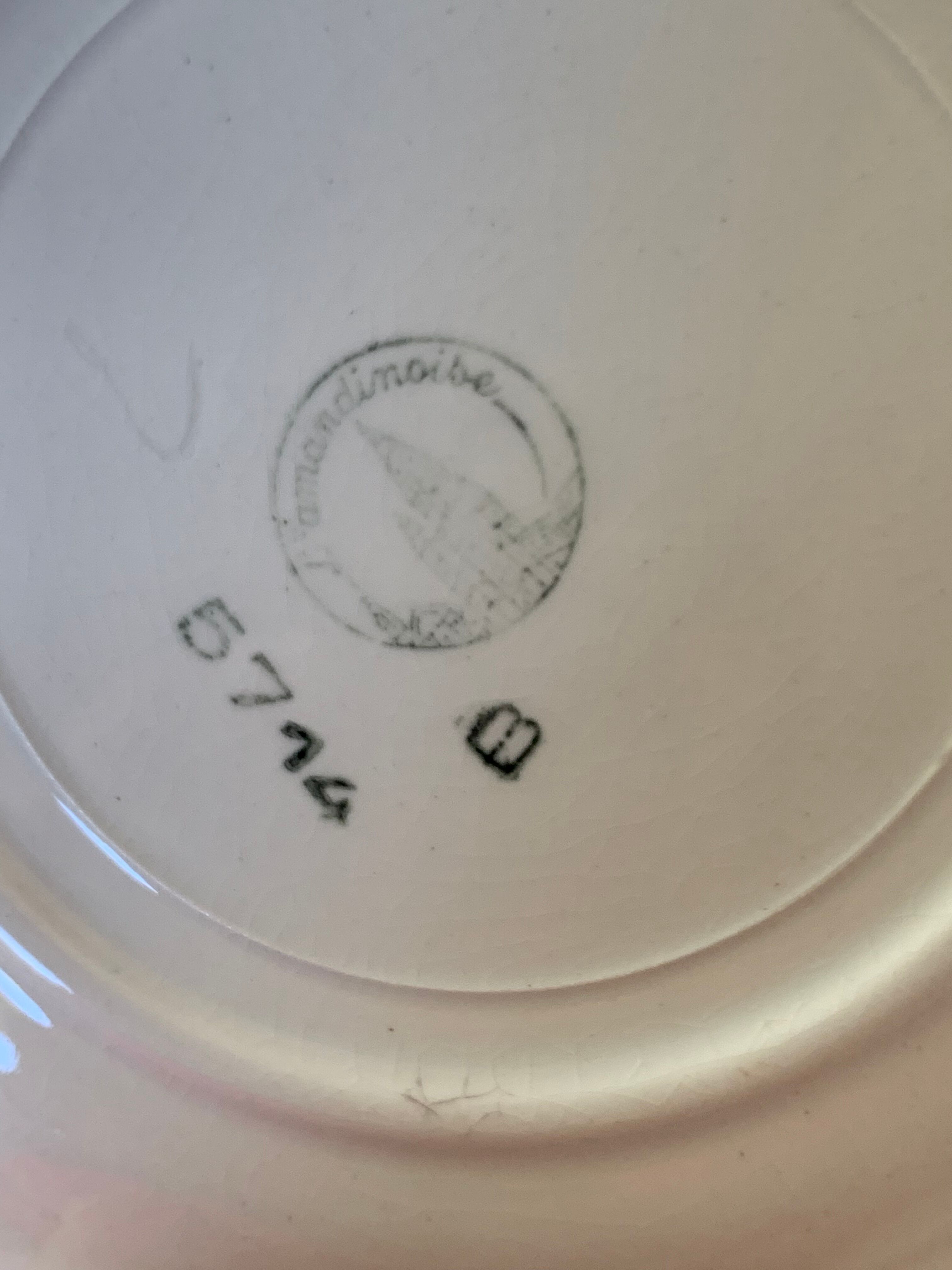 12 dessert plates l'Amandinoise