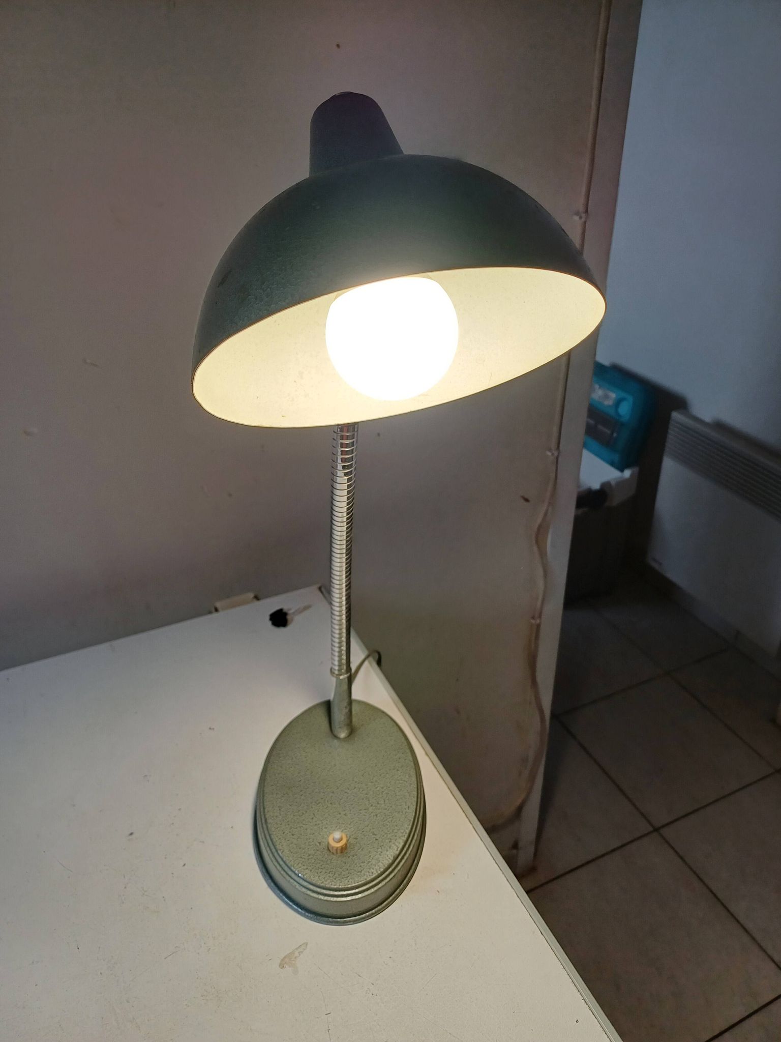 Lampe des Années 60 Métalisé Vert