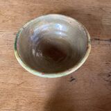 Set of 4 bowls and 1 dish