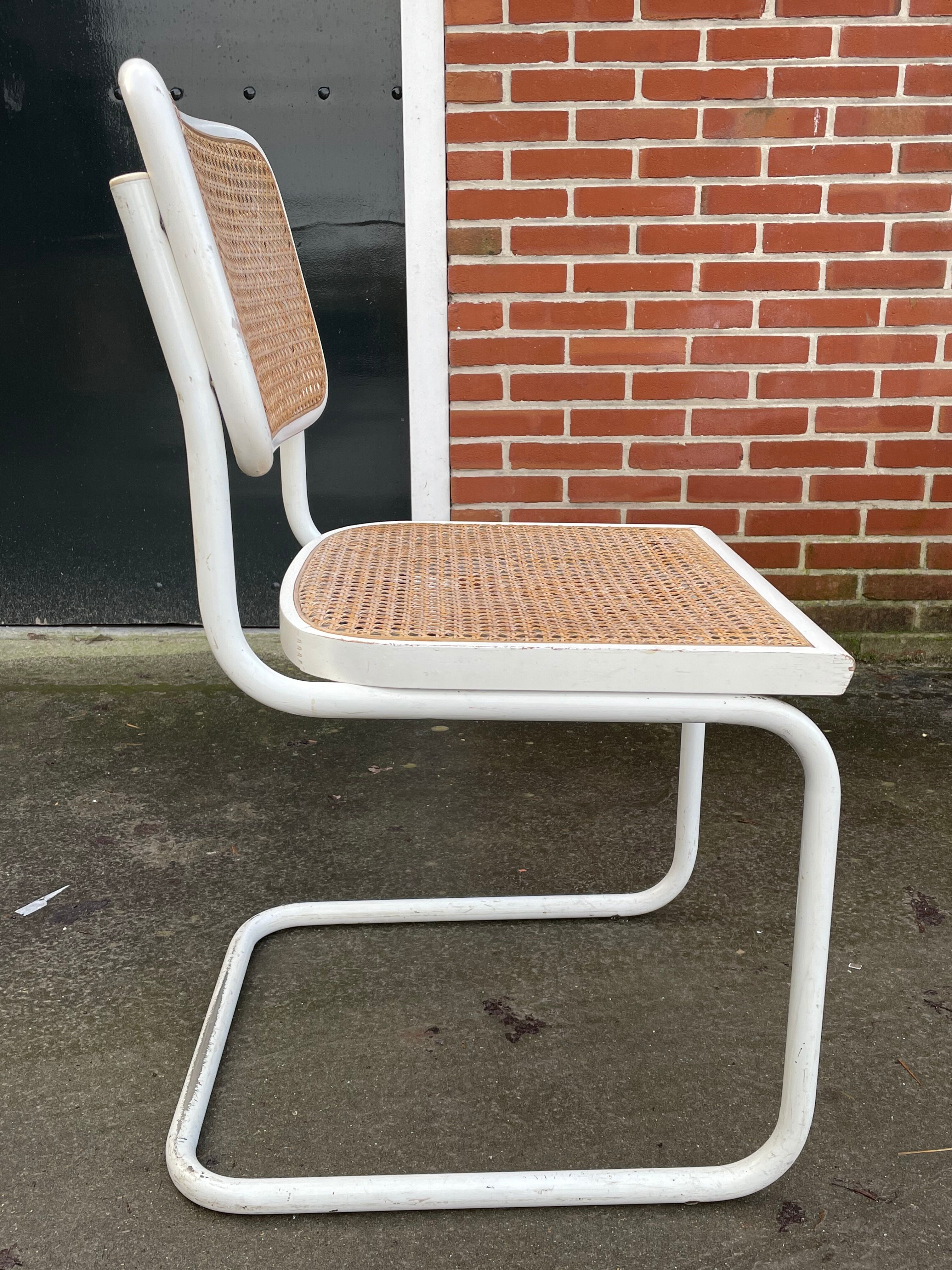 Cesca design chair b32 model white