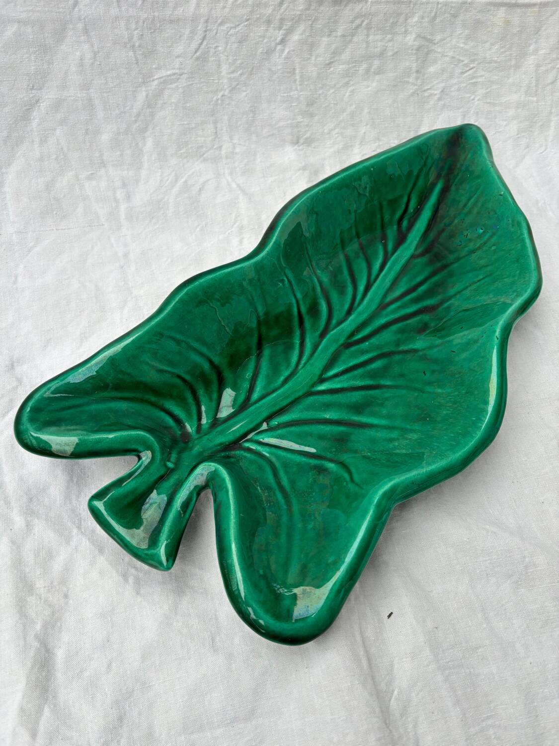 Vallauris leaf pocket empty dish