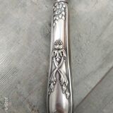 Serving cutlery