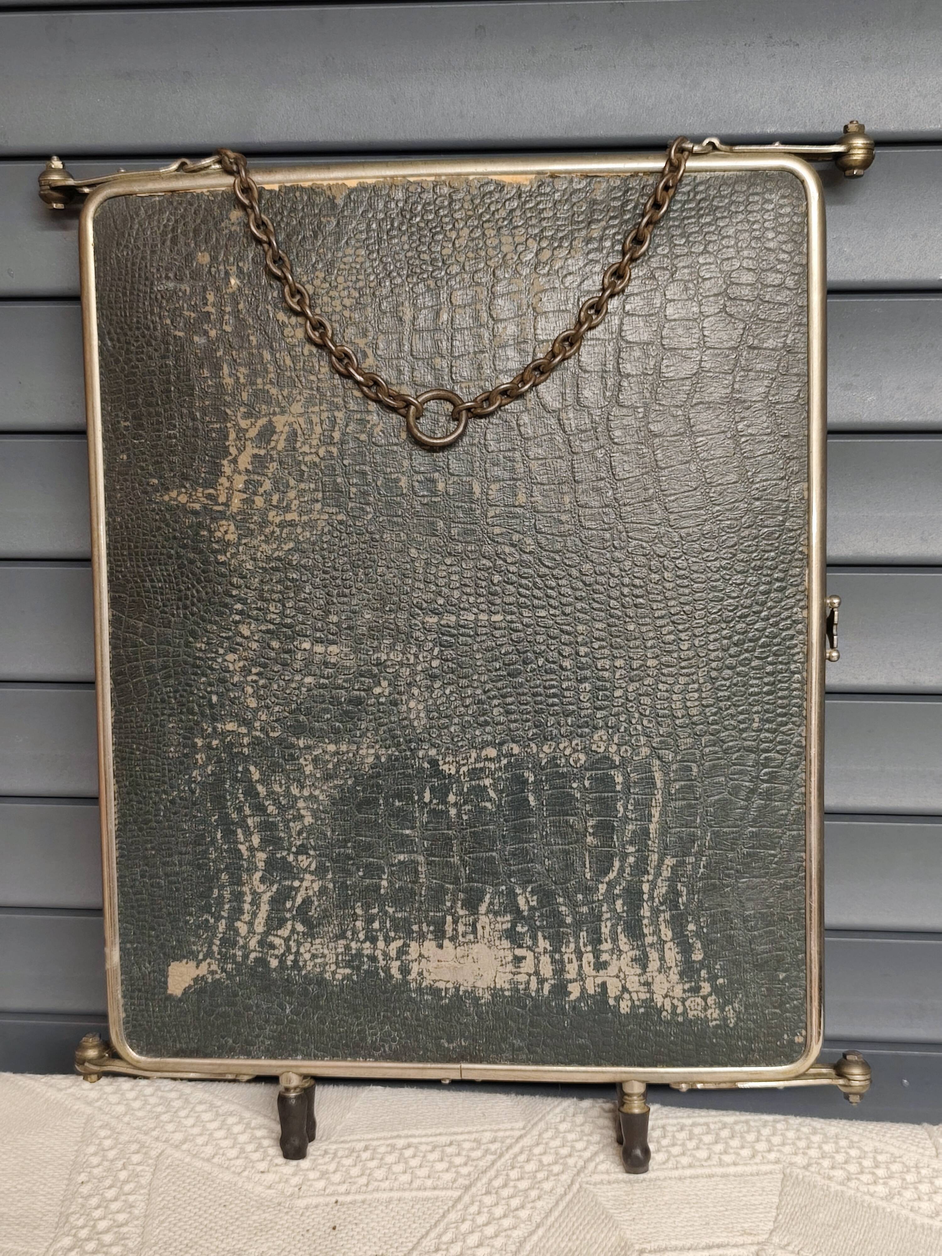 Large tryptic barber mirror