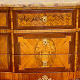 Commode Style Transition Louis XV marqueterie et bronze