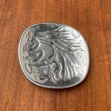 Vintage Canadian metal bowl with beaver decoration by Hoselton.