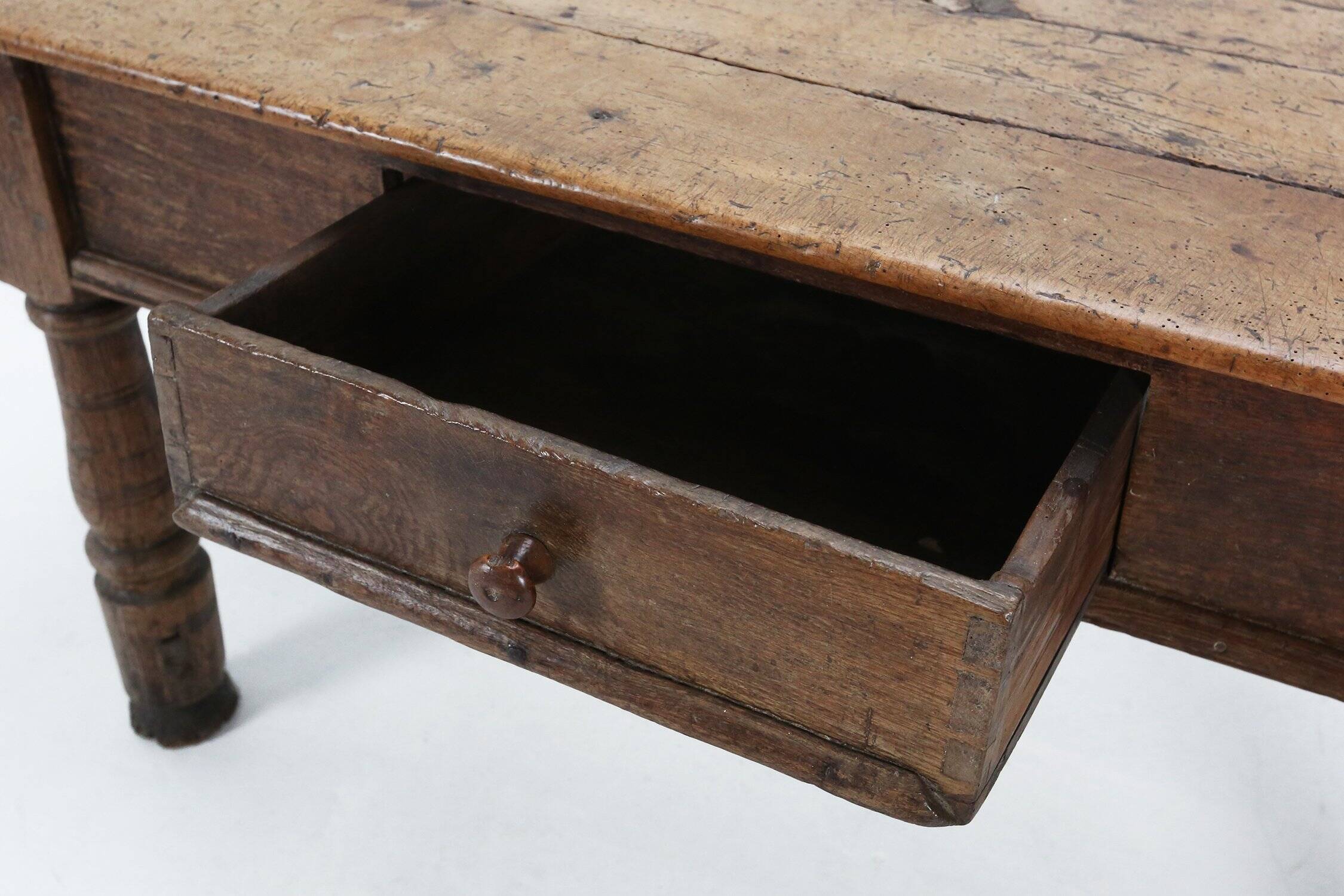 Belgian Antique oak console table with drawer, ca. 1740