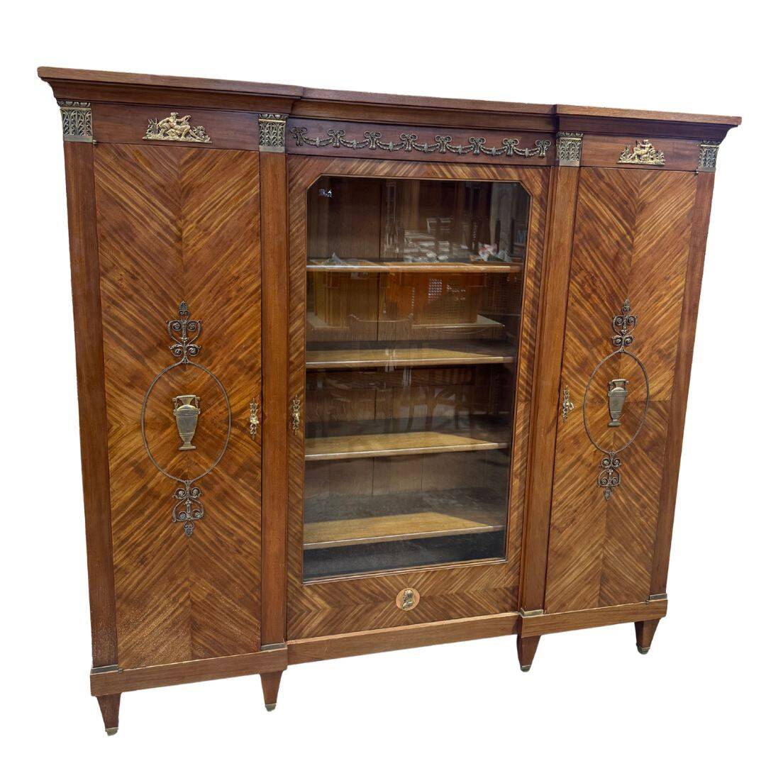 Empire-style library dating from the early 20th century.