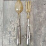 Salad servers