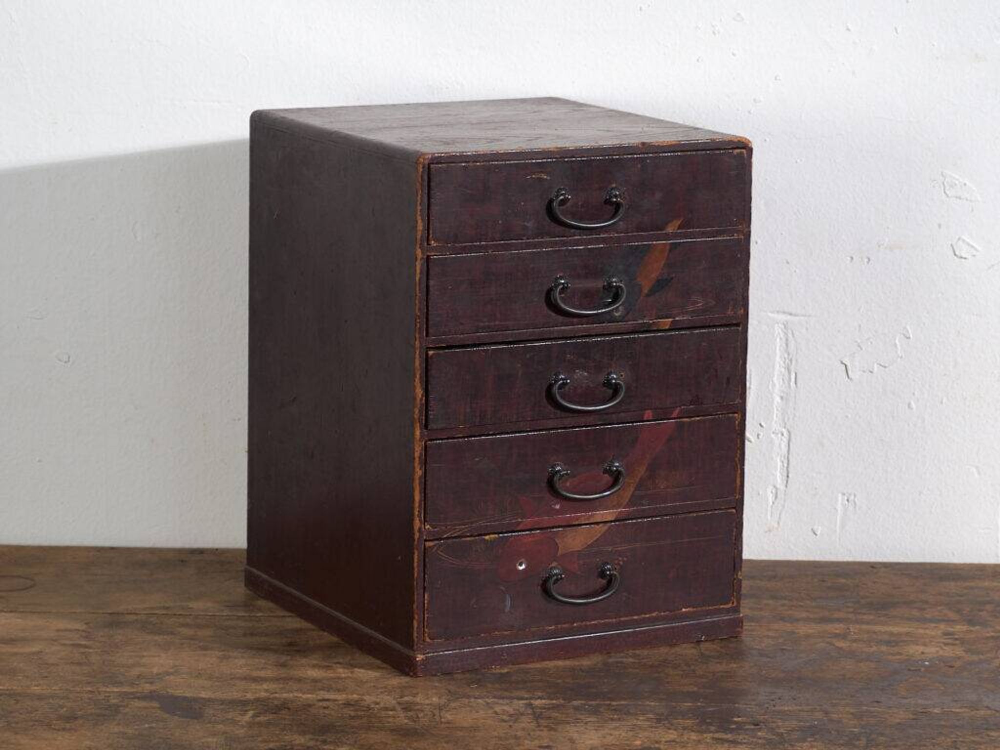 Antique Japanese lacquered kodansu with five drawers – Japan, circa 1900