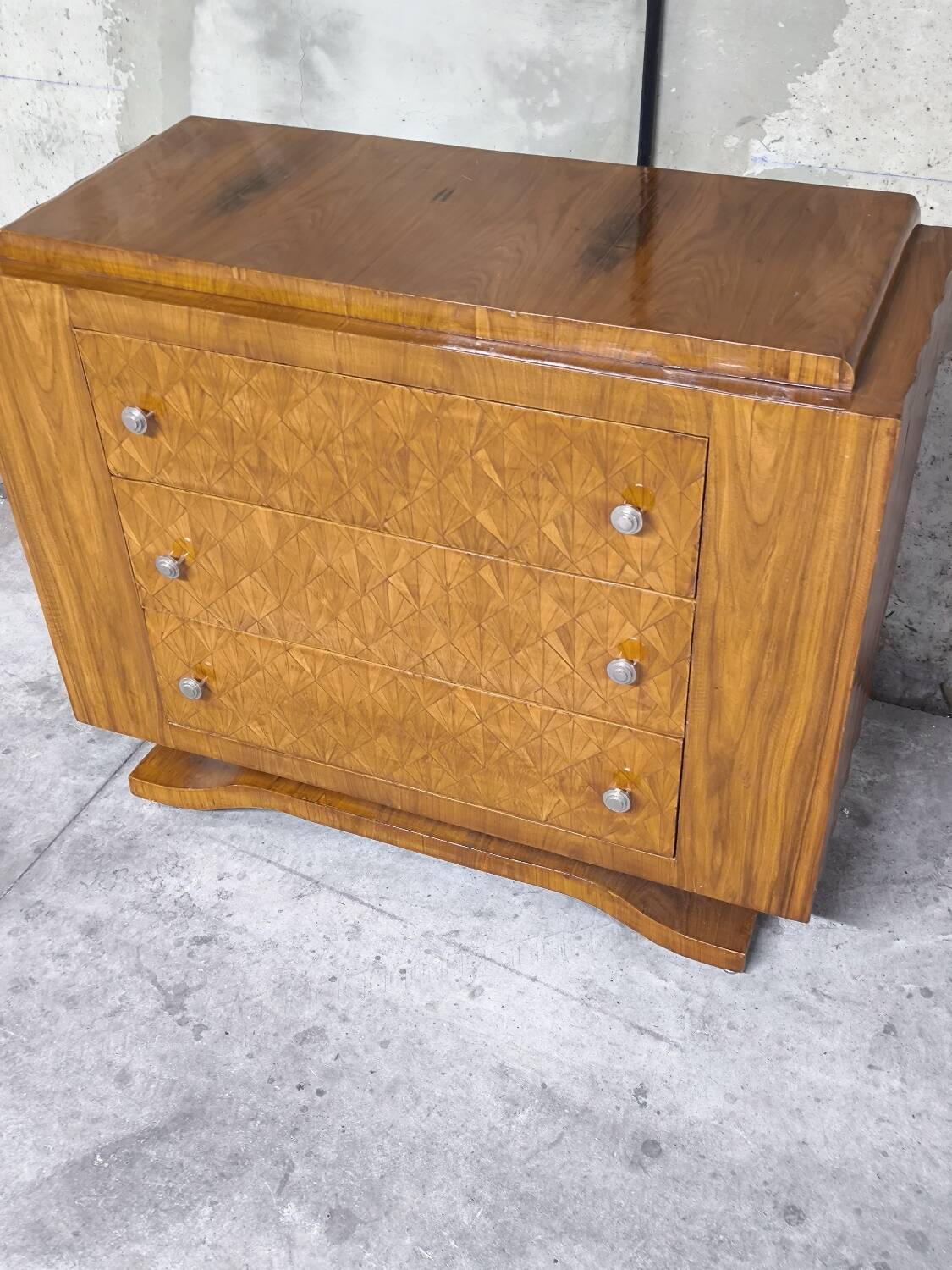 Vintage Art Deco commode from the 1950s.
