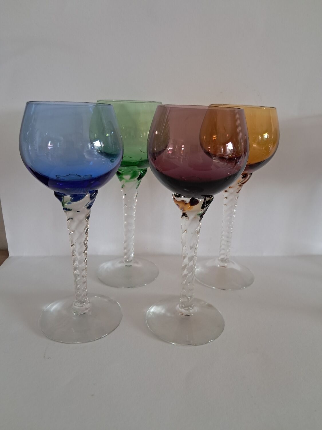 8 coloured Murano wine glasses from the 1950s