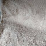 Bedspread in woven white cotton, double bed