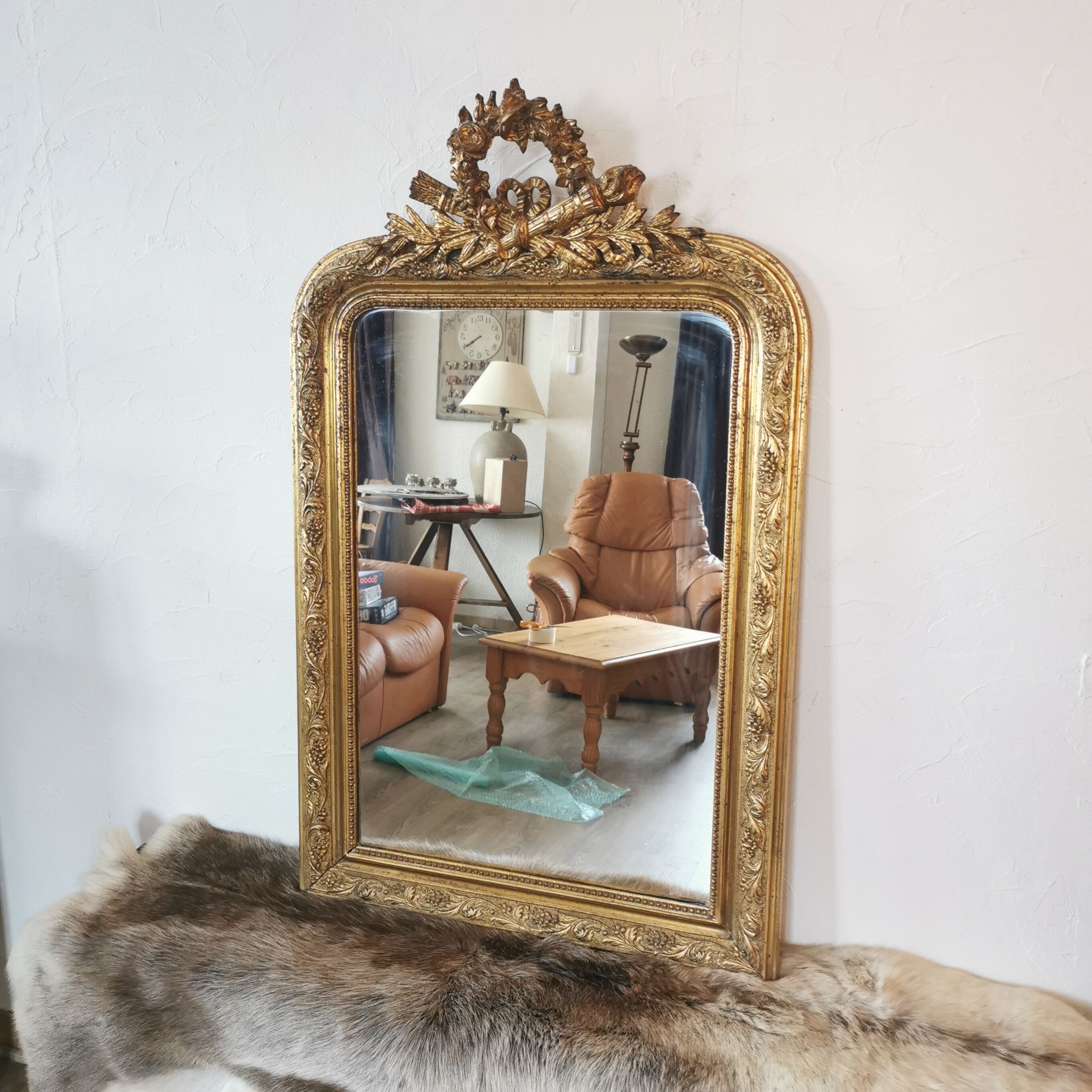Antique gold leaf mirror 108 x 68 cm