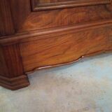 Louis Philippe wardrobe