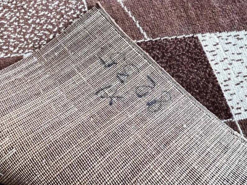 1960s design Abstract Rug/carpet, Czechoslovakia - bouclé