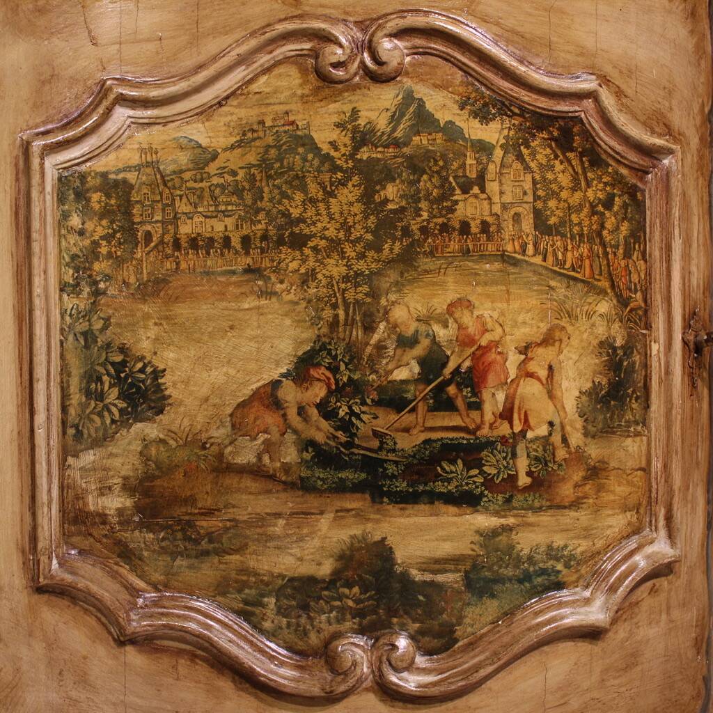 Great lacquered and painted Venetian sideboard from the 20th century