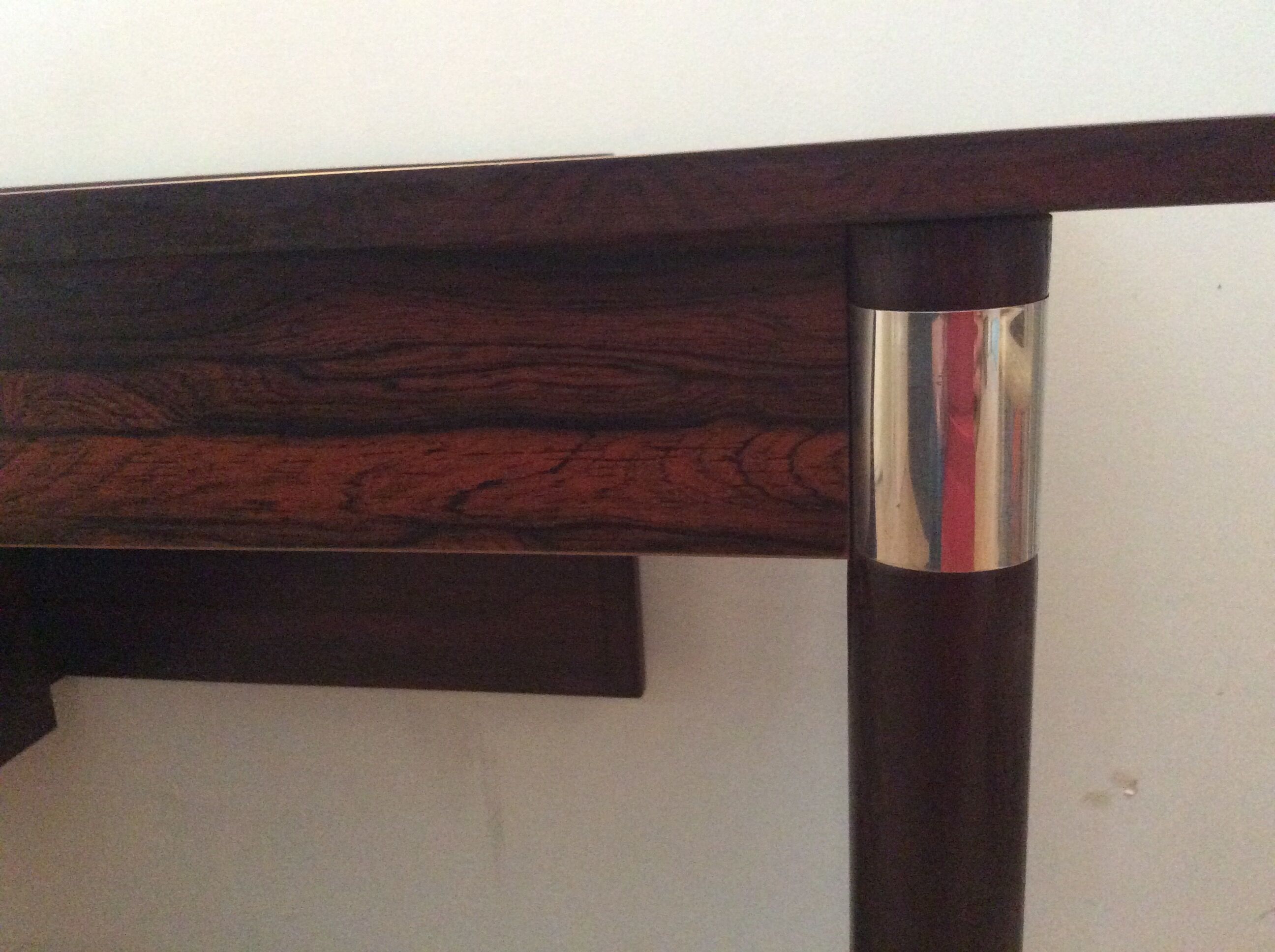 Scandinavian desk in walnut 50/60