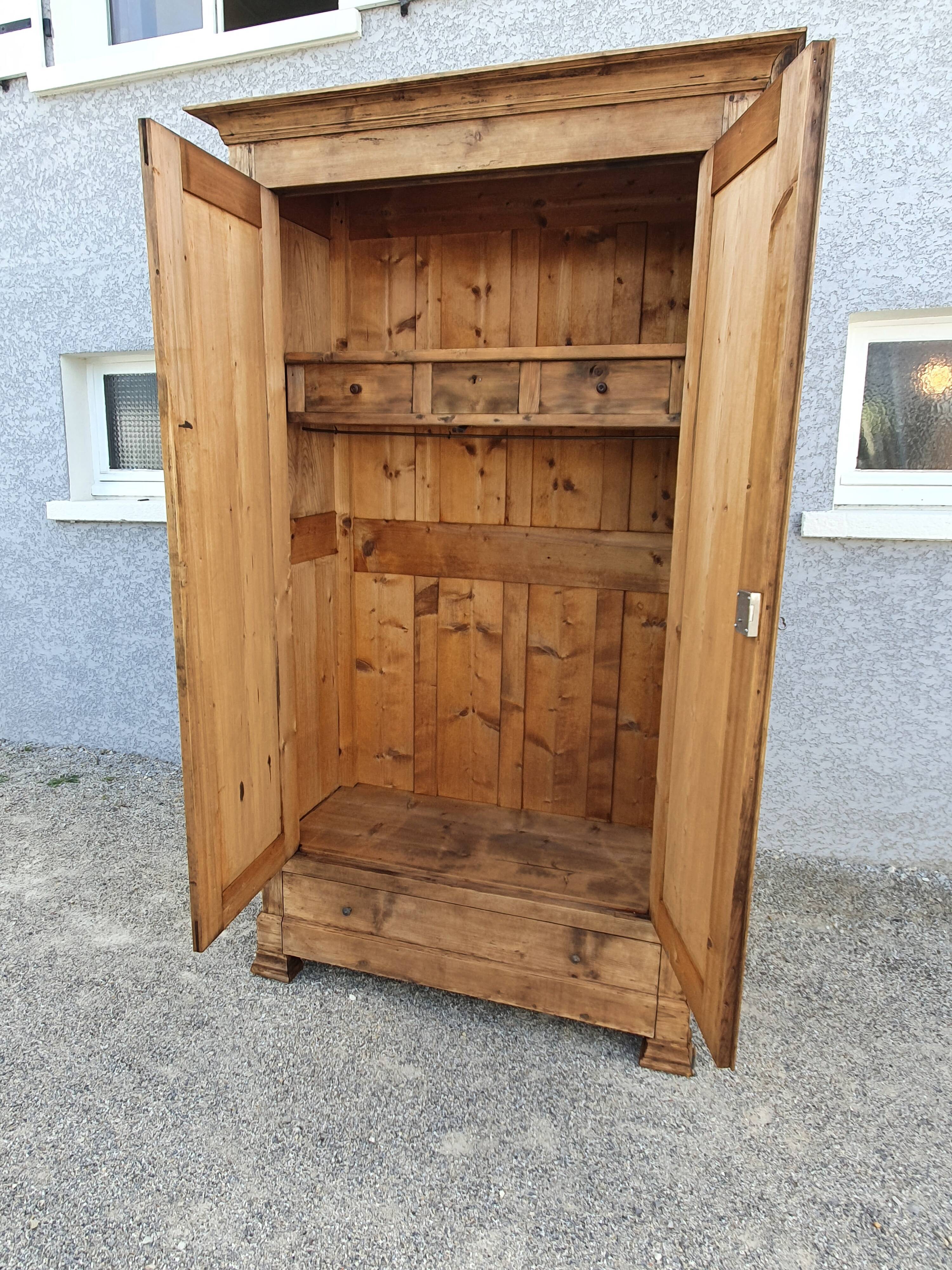 Old wardrobe fir 1900