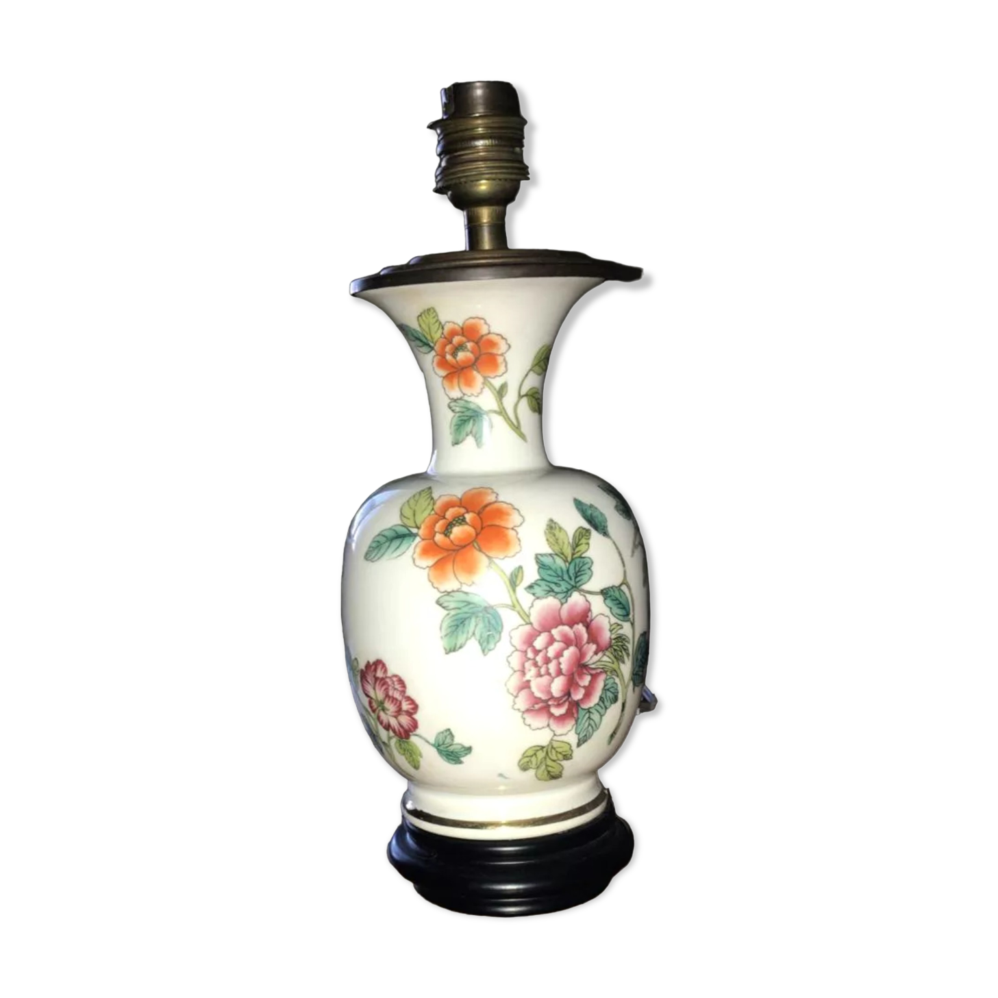 Electrified kerosene lamp