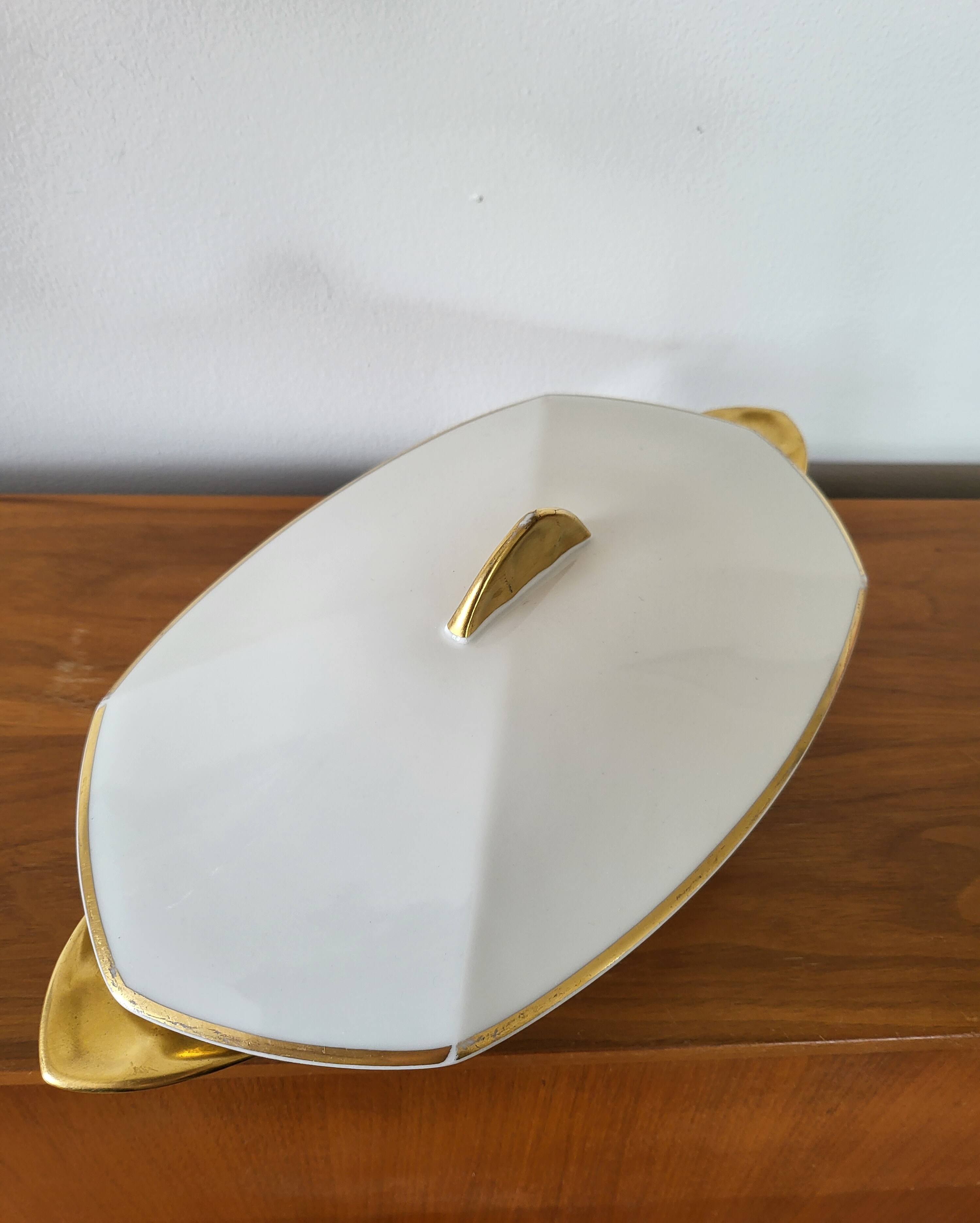 Vegetable dish in Limoges porcelain by Jean Boyer