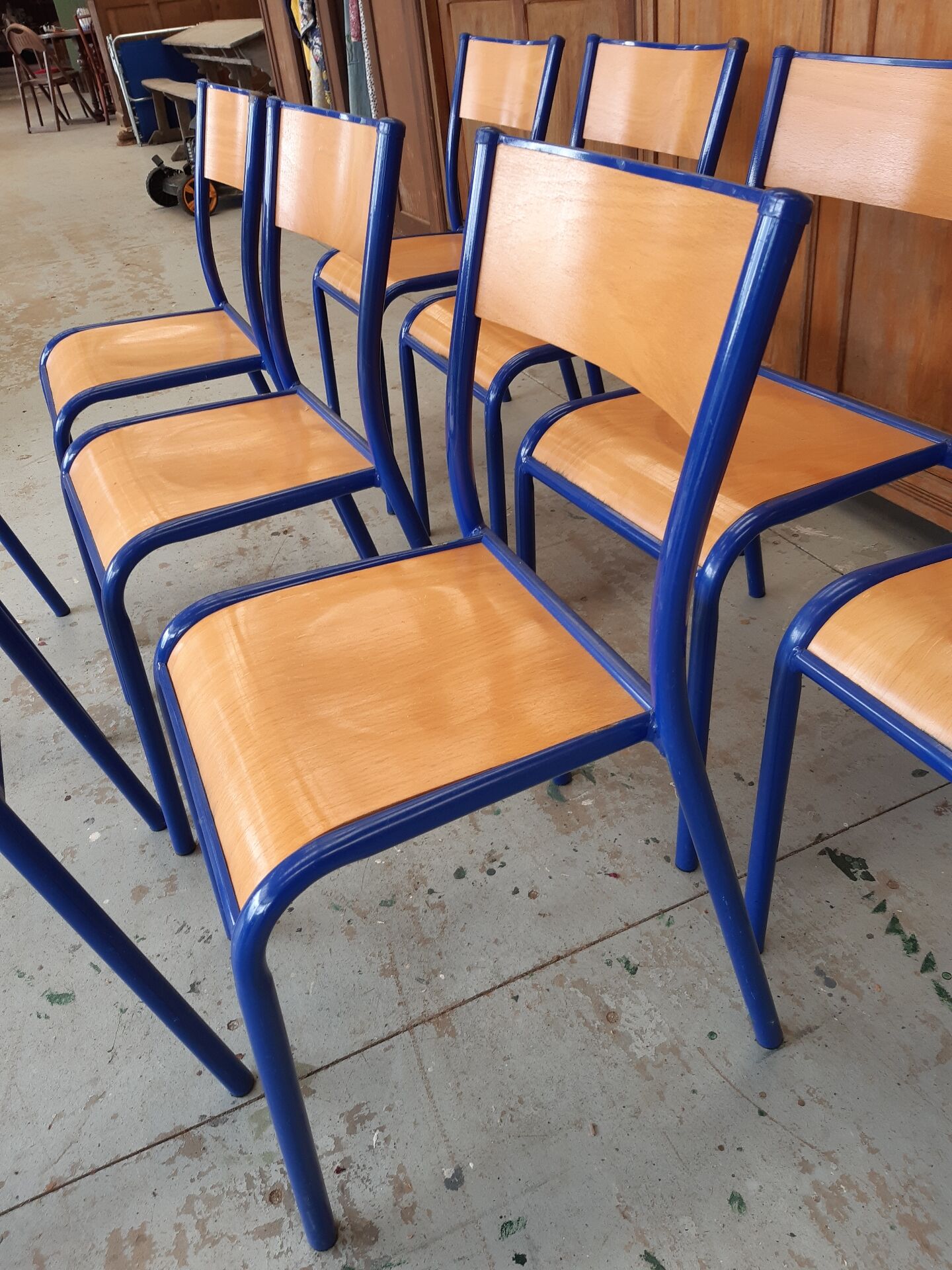 9 chaises Mulca
