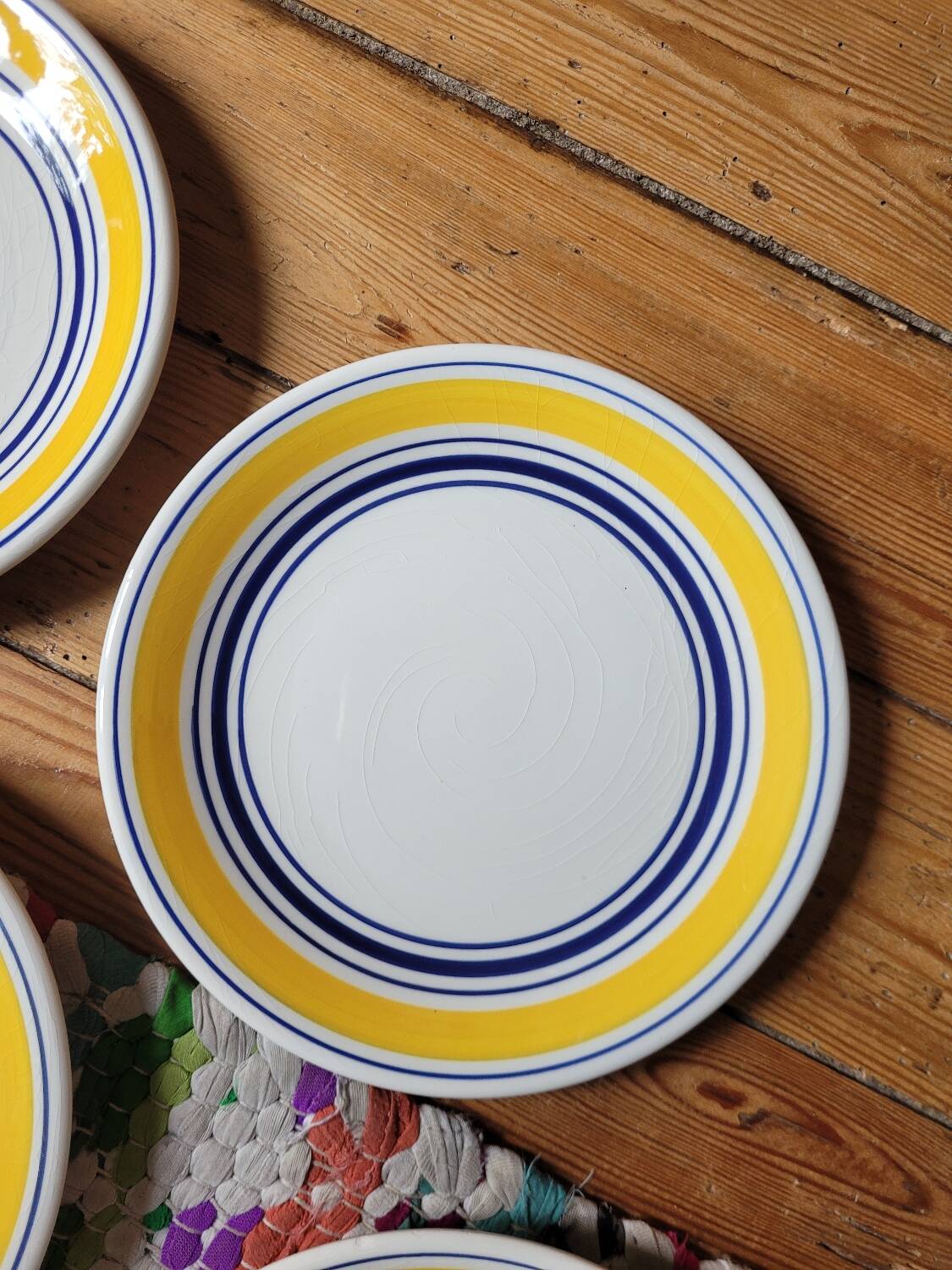 Lot de 4 assiettes à dessert céramique