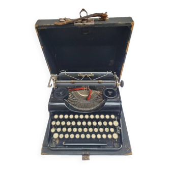 Machine à écrire Olympia